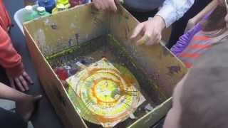 Spin art, simple homemade device /////Homemade Science with Bruce yeany