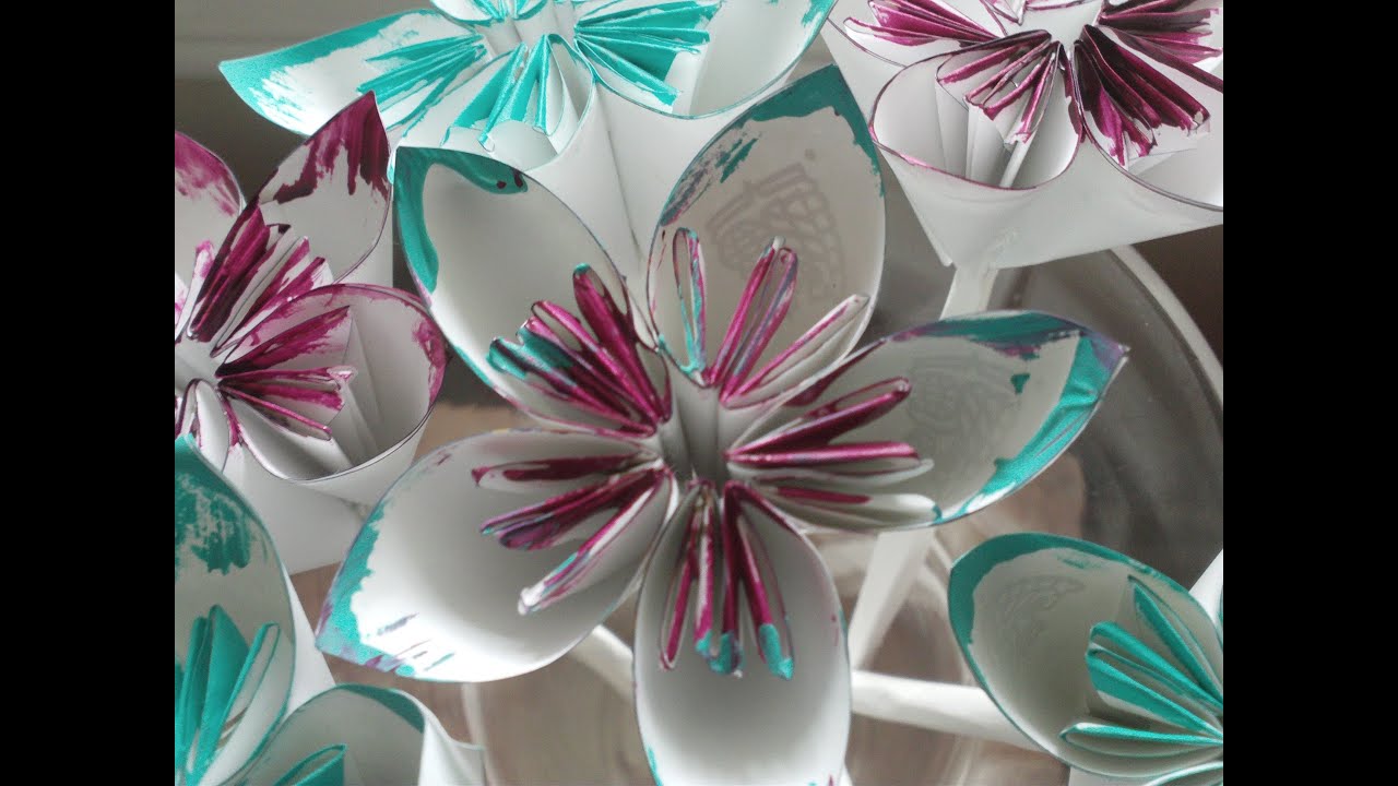 DIY: Folded Paper Flowers (Kusudama Origami) ♡ Theeasydiy #Crafty - YouTube