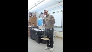 Centrifugal tray////Homemade science with Bruce Yeany