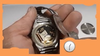 Replacing Battery in Seiko Quartz Sports Watch - YouTube