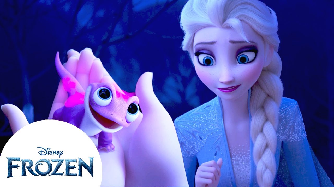 Elsa Makes an Unlikely Friend | Frozen 2 - YouTube