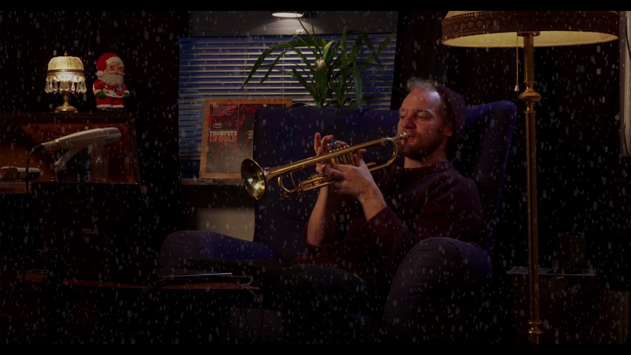 Home Alone on the trumpet. (With notes) - YouTube