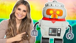 How To Make A ROBOT Cake! (BURG.L from 'Grounded') - Nerdy Nummies