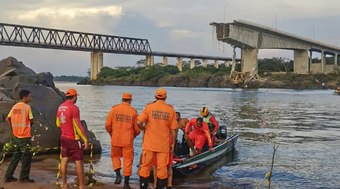 Risco%20de%20desabamento%20suspende%20buscas%20na%20ponte%20entre%20o%20MA%20e%20TO