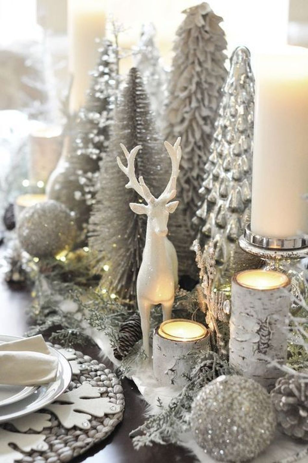 Lovely Winter Wonderland Home Decoration Ideas Look Beautiful 10