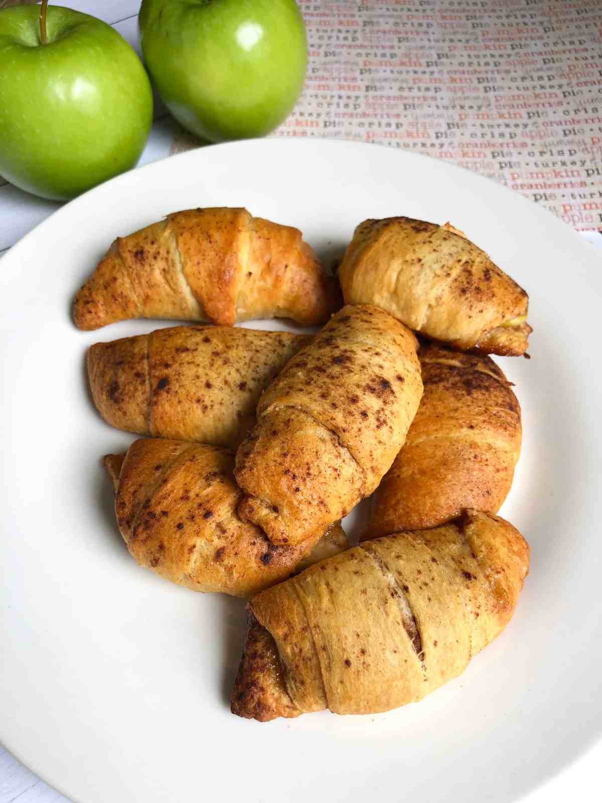 Caramel Apple Crescent Roll Dessert