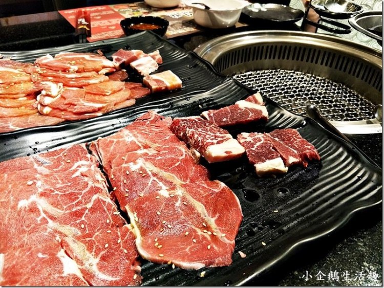 彰化。美食｜【石頭日式炭火燒肉-仁愛路直營館】適合親子一同前往的燒烤吃到飽