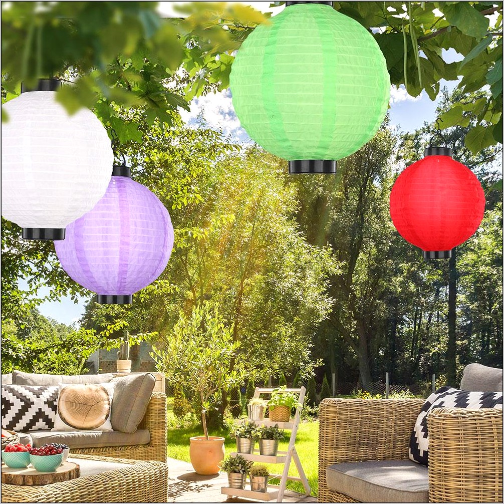 White Paper Lanterns In Living Room Ideas