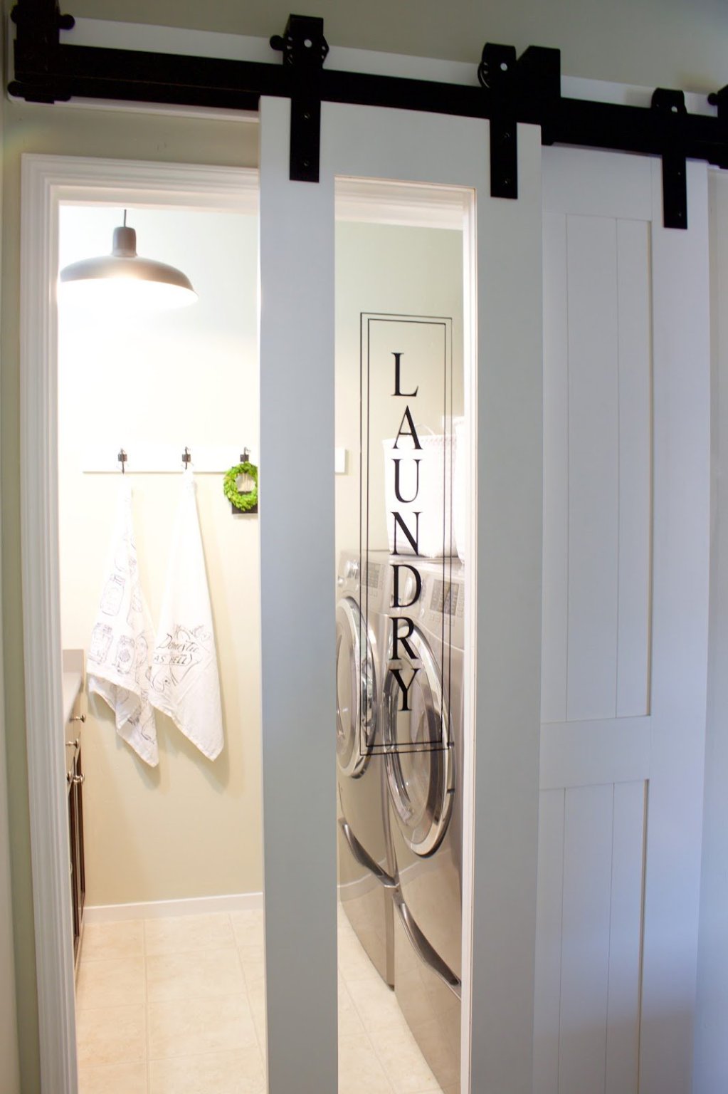 27 Awesome Sliding Barn Door Ideas for the Home Homelovr