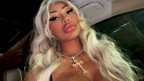 clermont twins boobs