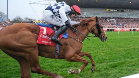 Paul Townend on Banbridge at Kempton