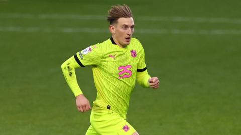 Ronan Curtis came to the rescue for Vale with his third goal in eight games