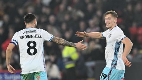 Zian Flemming of Burnley celebrates after scoring the team's second goal