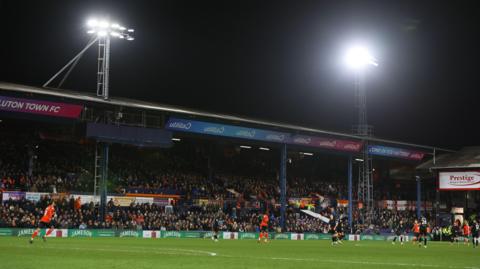 Kenilworth Road under the lights