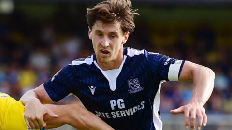 Cavaghn Miley in action for Southend United