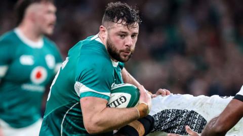 Ireland centre Robbie Henshaw 