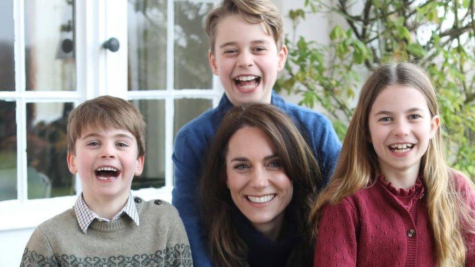 Catherine with Prince Louis, Princess Charlotte and Prince George