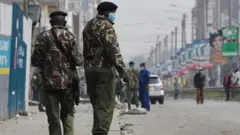 Policiers - Nairobi, Kenya