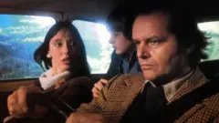 A atriz Shelly Duvall em uma cena de "O Iluminado" com Jack Nicholson e Danny Lloyd