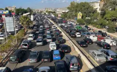 Estradas repletas de carros n Líbano