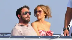 Jennifer Lopez e Ben Affleck em iate