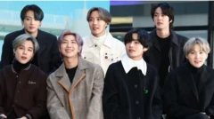 Membros da banda BTS em foto posada