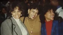 Kamala Harris com amigas da Howard University em 1986.