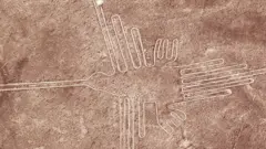 Dibujo de un ave gigante en Nasca