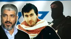 Montagem de fotos dos líderes do Hamas Khaled Meshal (à esquerda) e Yahya Ayyash (ao centro) e um agente de segurança israelense de máscara.