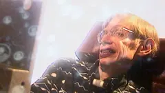 著名物理學家史蒂芬·霍金（Stephen Hawking）在1995年接受BBC節目《明日世界》（Tomorrow's World）訪問，預測2025年的科技發展。