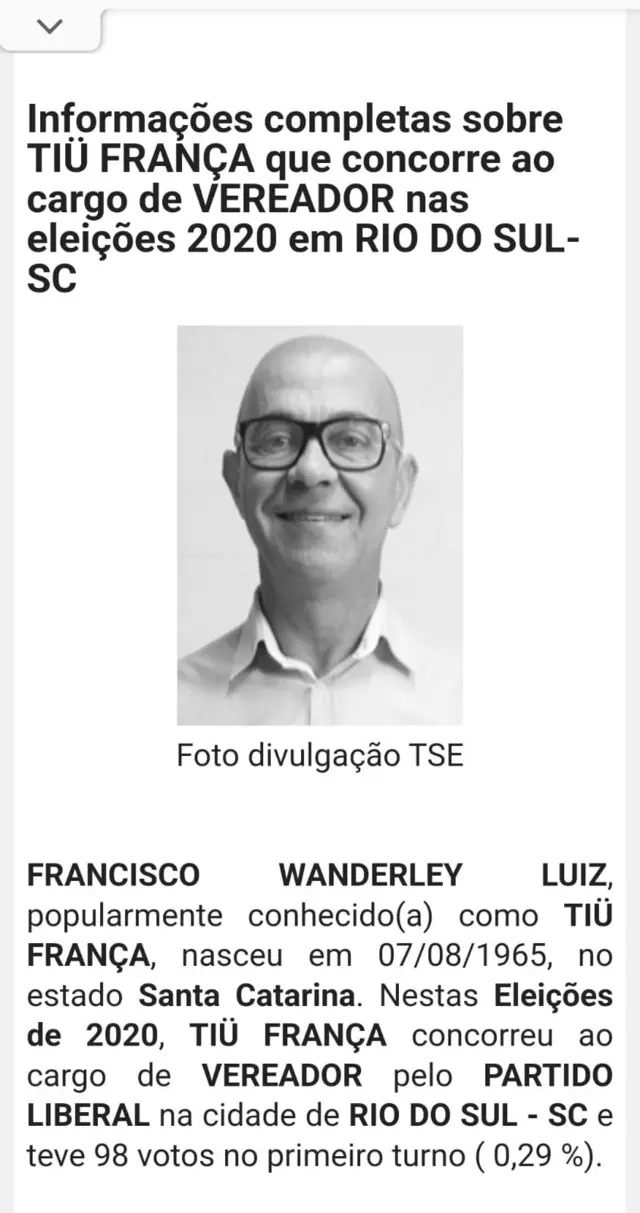 Foto de homem com dados sobre sua candidatura