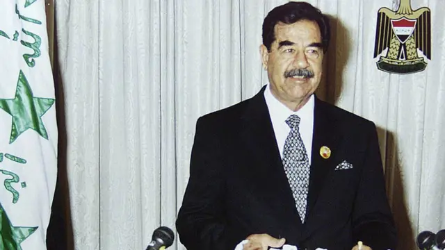 Saddam Hussein em 2002