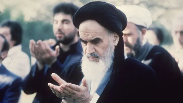 Aiatolá Ali Khomeini