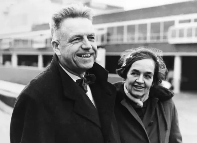 Le Dr Alfred Kinsey et sa femme Clara.