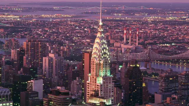 Chrysler Building à noite