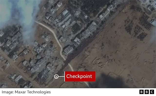 Local do checkpoint, ou posto de controle, instalado por Israel na estrada que liga norte e sul de Gaza