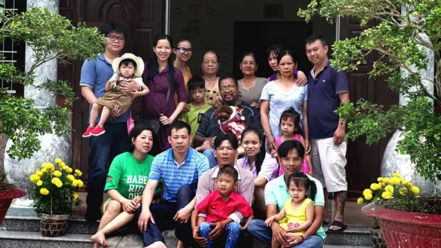 A família de Nguyen Quoc Tuy no Vietnã