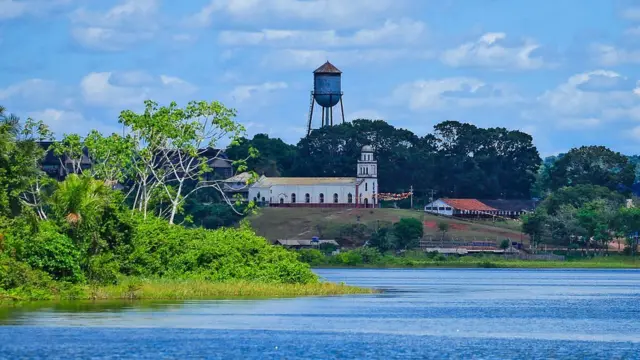 Fordlândia vista do rio