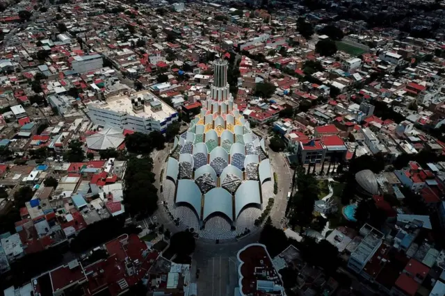 A sede da igreja em Guadalajara