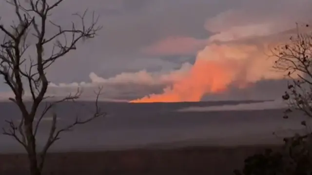 Imagem da erupção do Mauna Loa, reprodução do vídeo