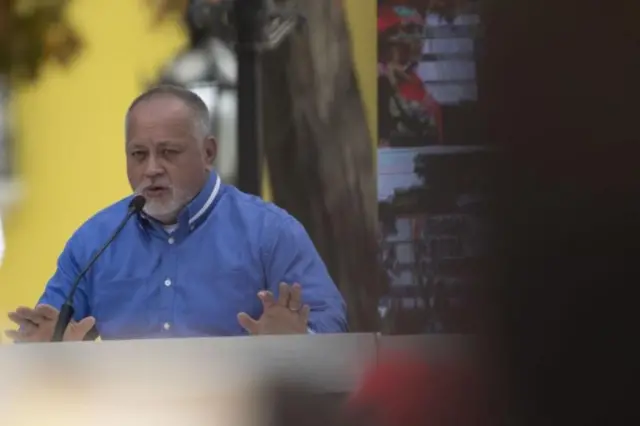 Diosdado Cabello em uma entrevista coletiva com imprensa