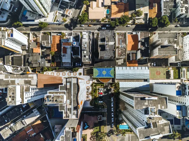 Vista aérea de bairro rico em Salvador