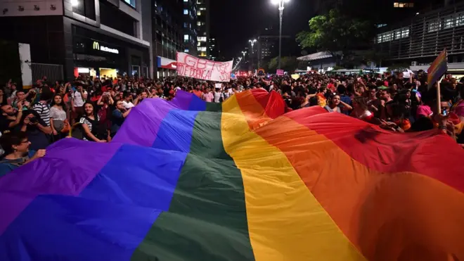 Não há registros oficiais do número de mortes de pessoas LGBT no Brasil