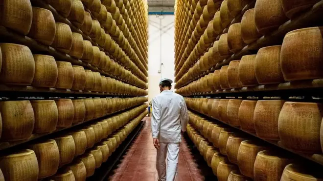 Parmigiano-Reggiano é envelhecido