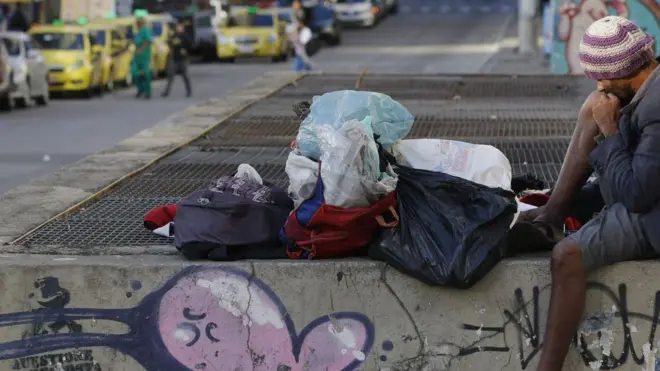 Homem em situação de rua em São Paulo