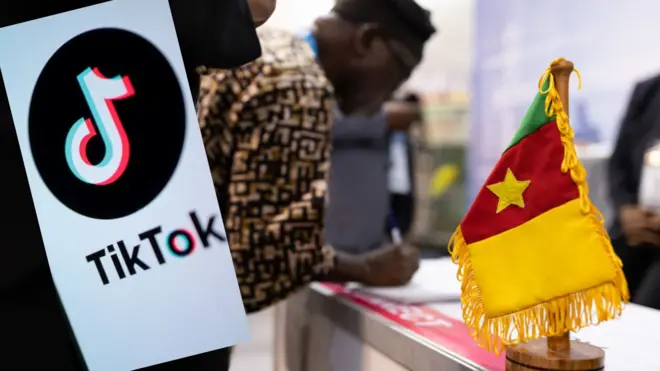 Le Cameroun veut réguler les contenus en ligne avec l'aide du réseau social Tiktok