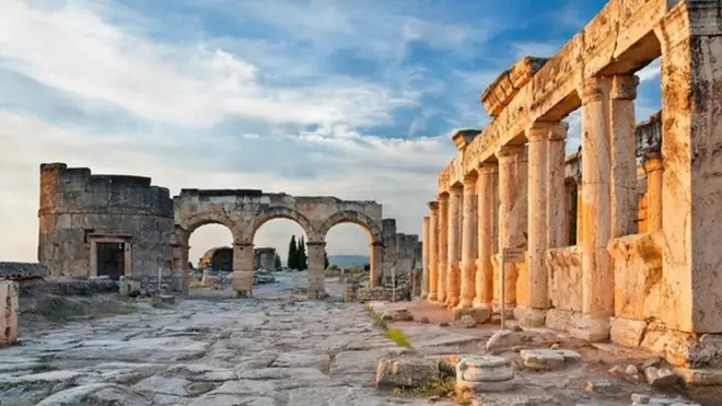 Ruínas da cidade de Hierápolis