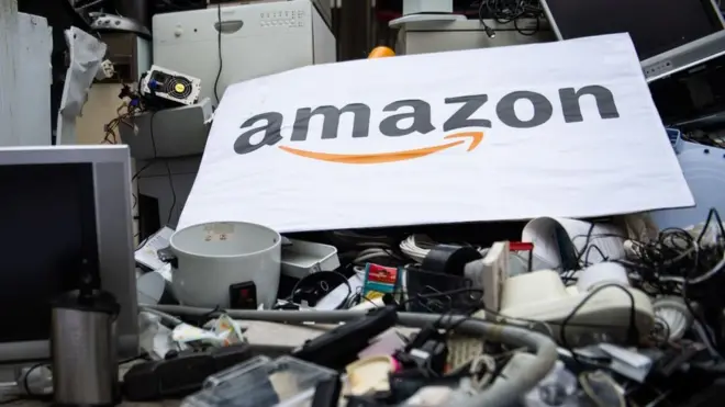 Organizaciones ambientales denunciaron a Amazon en noviembre por no reciclar electrodomésticos defectuosos.