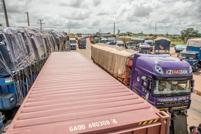 Camions à l'arrêt