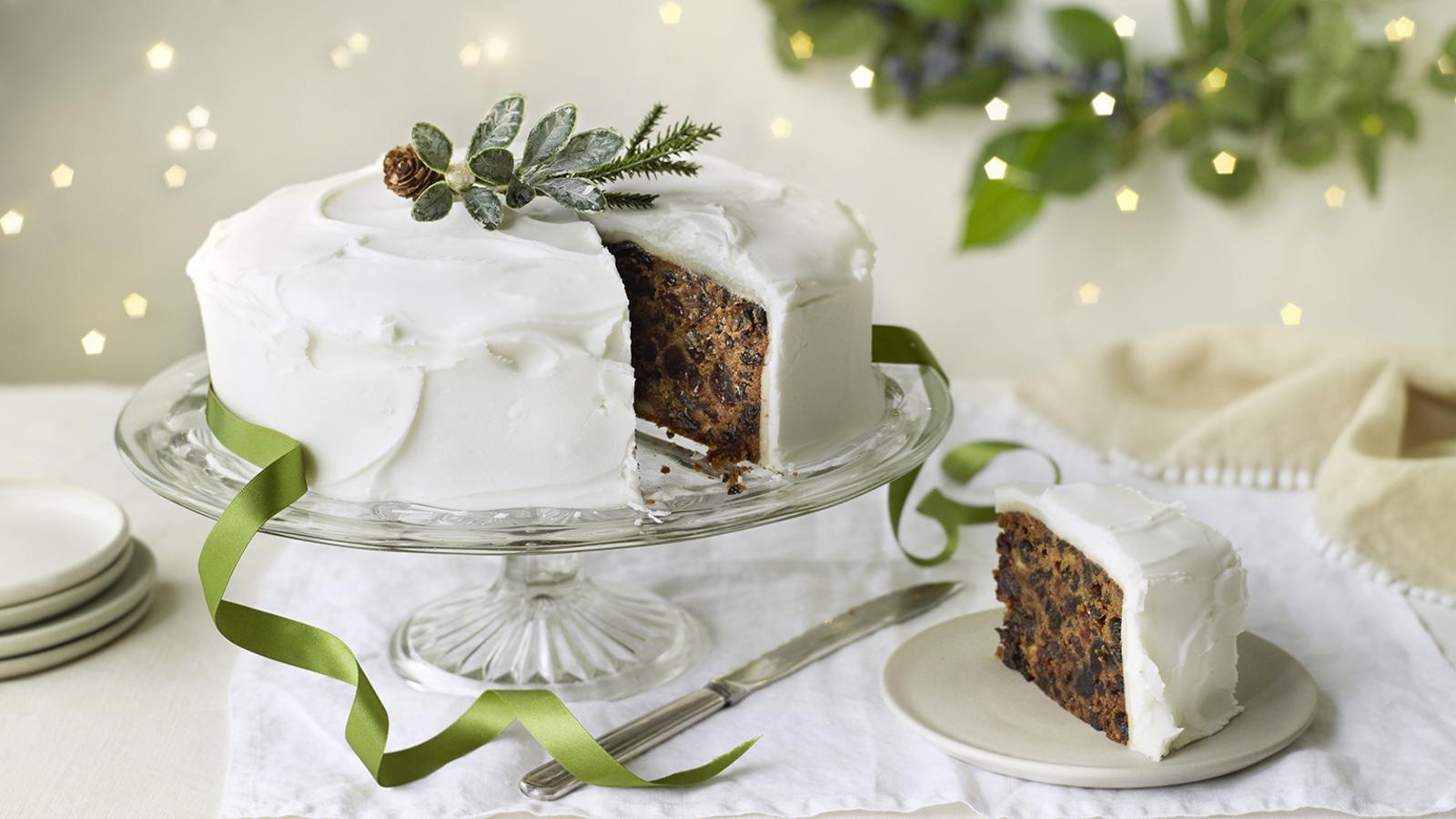 Mary Berry's classic Christmas cake